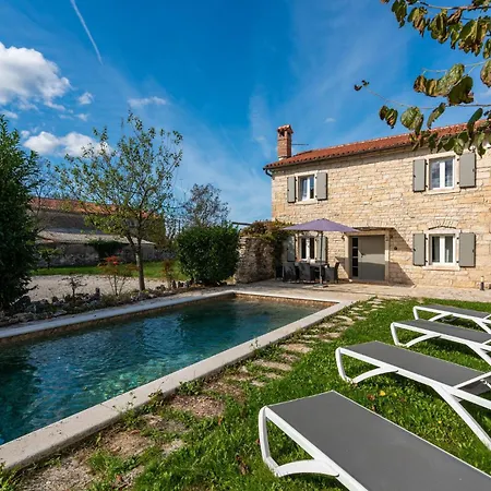 Eufemia Holiday home *